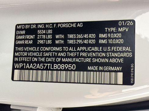 Certified 2026 Porsche Macan Turbo AWD/4WD image 26