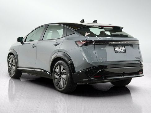 Used 2024 Nissan Ariya AWD image 3