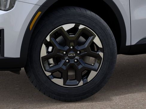 New 2026 Kia Sorento S image 9