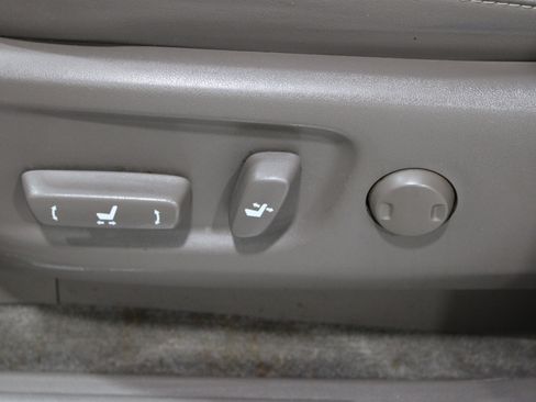 Used 2016 Lexus GX 460 Luxury w/ Preferred Accessory Package AWD/4WD image 5