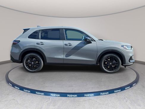 New 2026 Honda HR-V Sport image 4