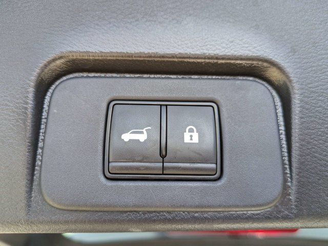 Used 2023 Nissan Rogue SL FWD image 14