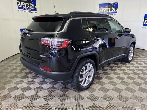 Used 2022 Jeep Compass Latitude AWD/4WD image 13