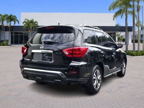 Used 2020 Nissan Pathfinder S image 7