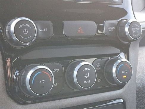 Used 2024 RAM 2500 Tradesman w/ Chrome Appearance Group image 18