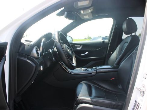 Used 2017 Mercedes-Benz GLC 300 image 17