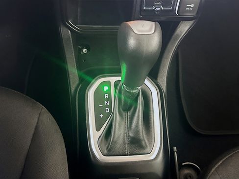 Used 2020 Jeep Renegade Latitude image 24