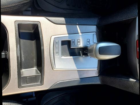 Used 2012 Subaru Legacy 2.5i Premium AWD/4WD image 39