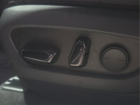 Certified 2025 Lexus RX 350 FWD w/ Technology Package image 15