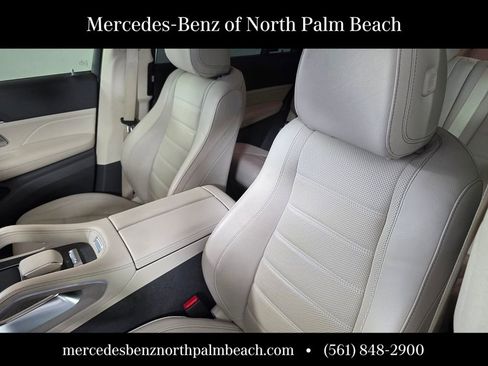 Used 2020 Mercedes-Benz GLS 450 4MATIC w/ Convenience Package image 11