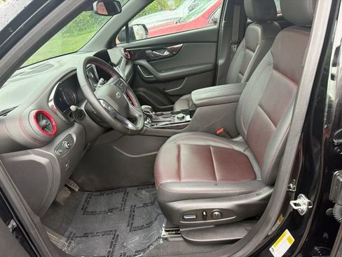 Used 2023 Chevrolet Blazer RS AWD/4WD image 3