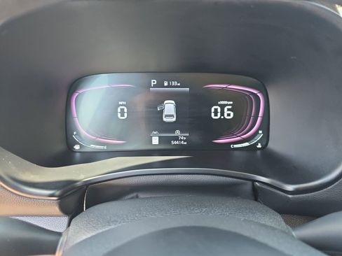 Used 2024 Kia Soul LX w/ Option Group 015 FWD image 21