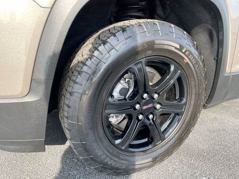 Used 2023 GMC Acadia AT4 AWD/4WD image 8