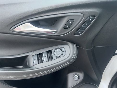 Used 2024 Buick Encore GX Avenir w/ Avenir Technology Package image 16