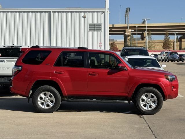 Used 2021 Toyota 4Runner SR5 AWD/4WD image 3