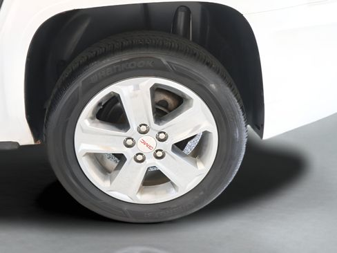Used 2017 GMC Terrain Denali FWD image 35