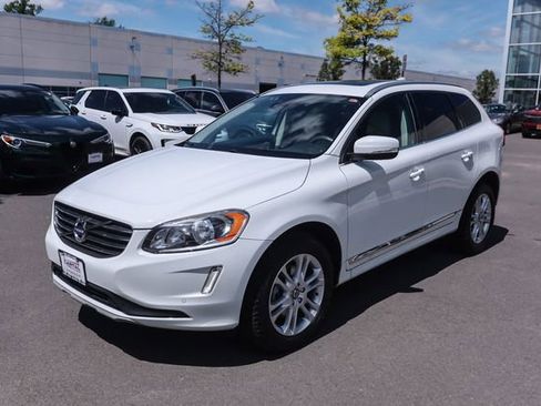 Used 2016 Volvo XC60 T5 Premier w/ Proximity Package AWD/4WD image 6