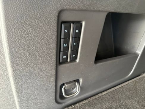Used 2021 Ford Expedition Max Limited AWD/4WD image 32