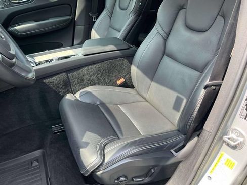 Used 2022 Volvo XC60 B6 Inscription w/ Advanced Package AWD/4WD image 9
