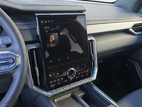 Used 2024 GMC Acadia Elevation w/ LPO, Floor Liner Package image 24