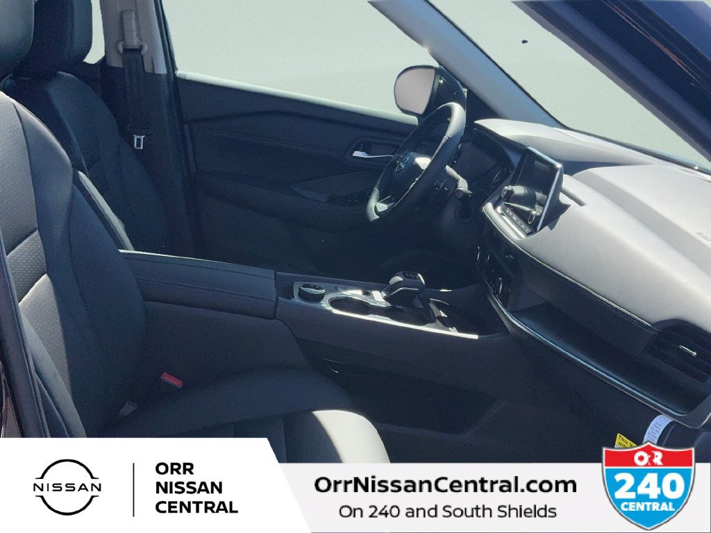 New 2026 Nissan Rogue Dark Armor AWD/4WD image 11