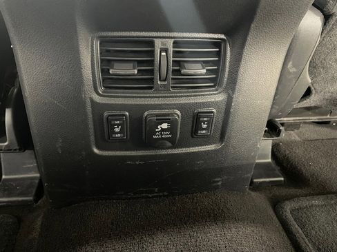 Used 2016 Nissan Titan PRO-4X image 15