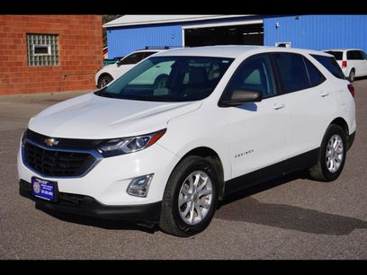 Used 2021 Chevrolet Equinox LS w/ LS Convenience Package