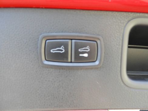 Used 2018 Porsche Macan GTS AWD/4WD image 31