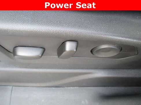 Used 2023 Chevrolet Suburban RST w/ Luxury Package image 27