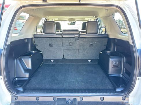 Used 2023 Toyota 4Runner SR5 Premium image 10