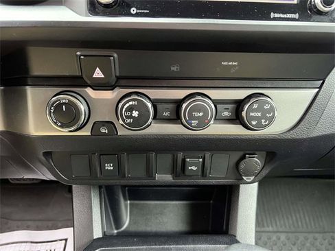 Used 2020 Toyota Tacoma SR image 28