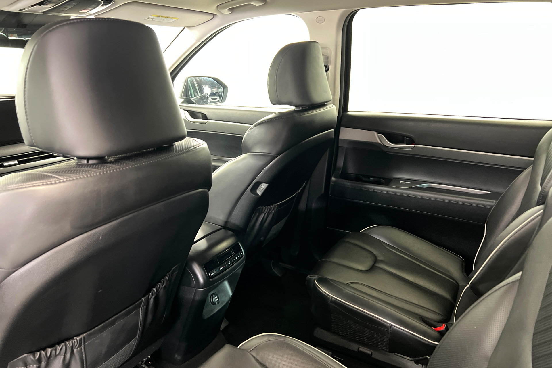 Used 2025 Hyundai Palisade SEL FWD image 20