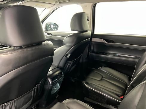 Used 2025 Hyundai Palisade SEL FWD image 20