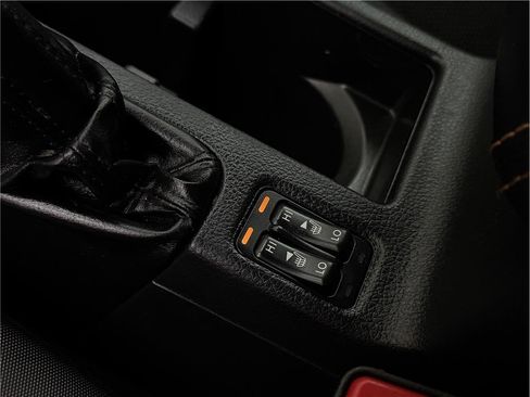 Used 2017 Subaru Crosstrek 2.0i Premium w/ Popular Package #2 image 15