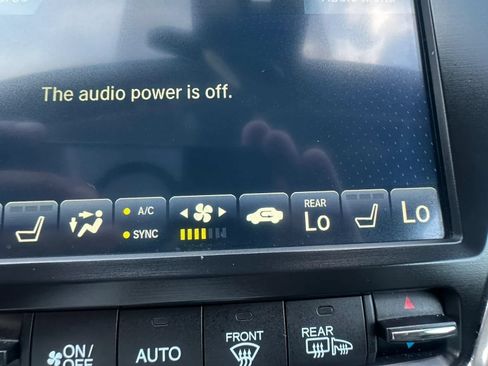 Used 2018 Acura MDX w/ Technology Package AWD/4WD image 17