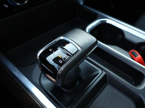 Used 2022 Chevrolet Silverado 1500 RST AWD/4WD image 20