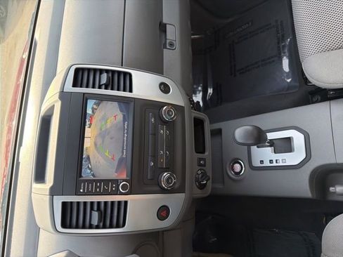 Used 2021 Nissan Frontier SV image 30