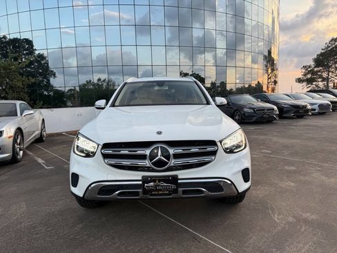 Used 2020 Mercedes-Benz GLC 300 image 3