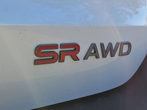 New 2026 Nissan Kicks SR w/ Cold Weather Package AWD/4WD image 21