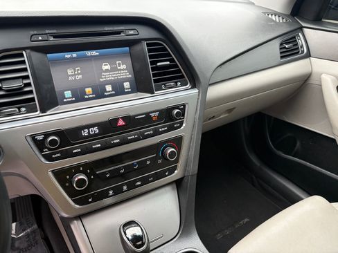 Used 2016 Hyundai Sonata Sport w/ Option Group 1V FWD image 24