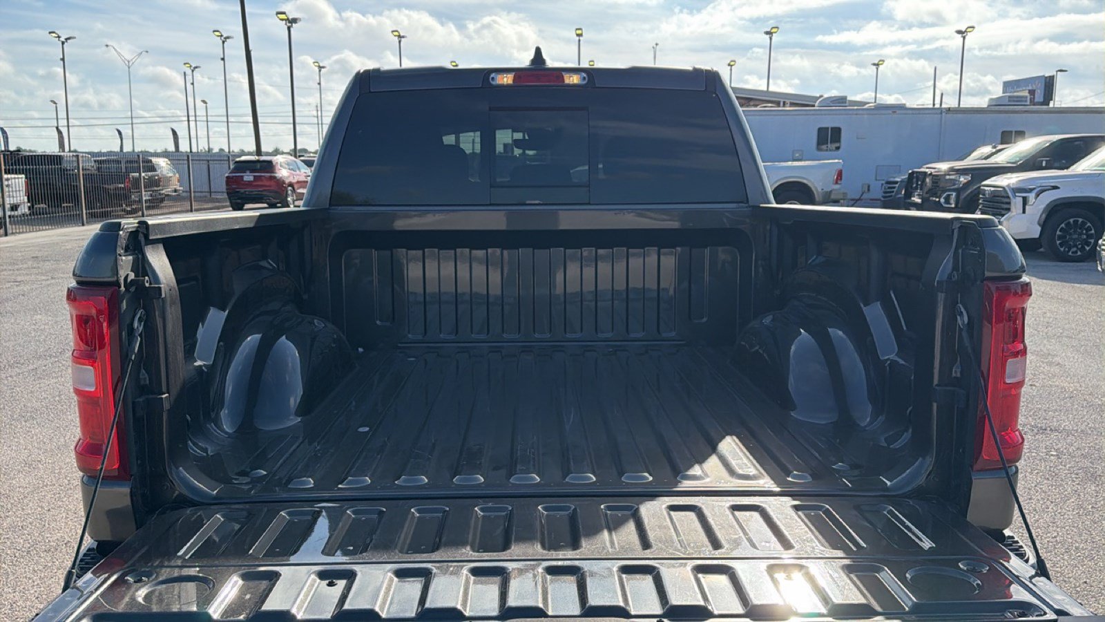 Used 2025 RAM 1500 Lone Star RWD image 7