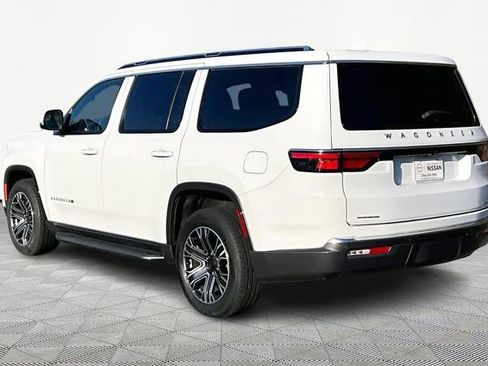 Used 2022 Jeep Wagoneer Series III image 4