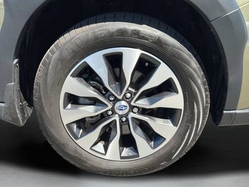 Used 2025 Subaru Outback Touring w/ Popular Package #2 AWD/4WD image 10