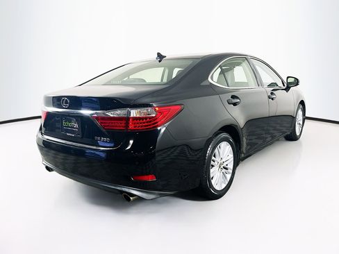 Used 2014 Lexus ES 350 w/ Luxury Package FWD image 9