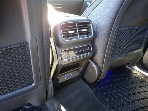New 2026 Mercedes-Benz GLS 450 4MATIC image 10