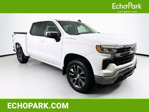 Used 2022 Chevrolet Silverado 1500 LT image 1