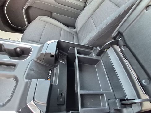 New 2026 GMC Sierra 1500 Elevation image 30