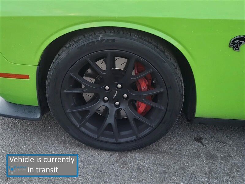 Used 2015 Dodge Challenger SRT Hellcat RWD image 7