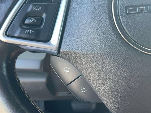 Used 2019 Chevrolet Camaro LT RWD image 30