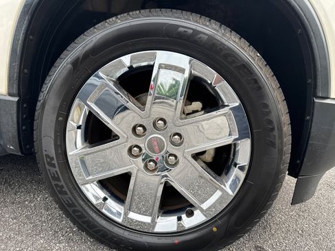 Used 2010 GMC Acadia SLT FWD image 14